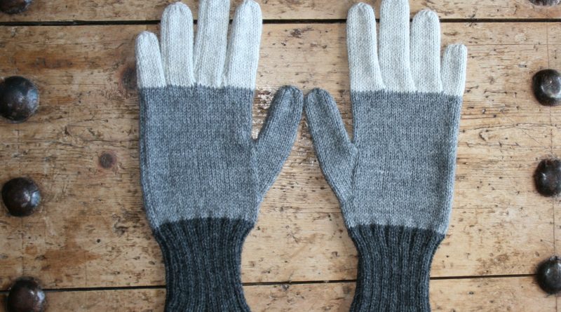 men's and women's winter wool gloves